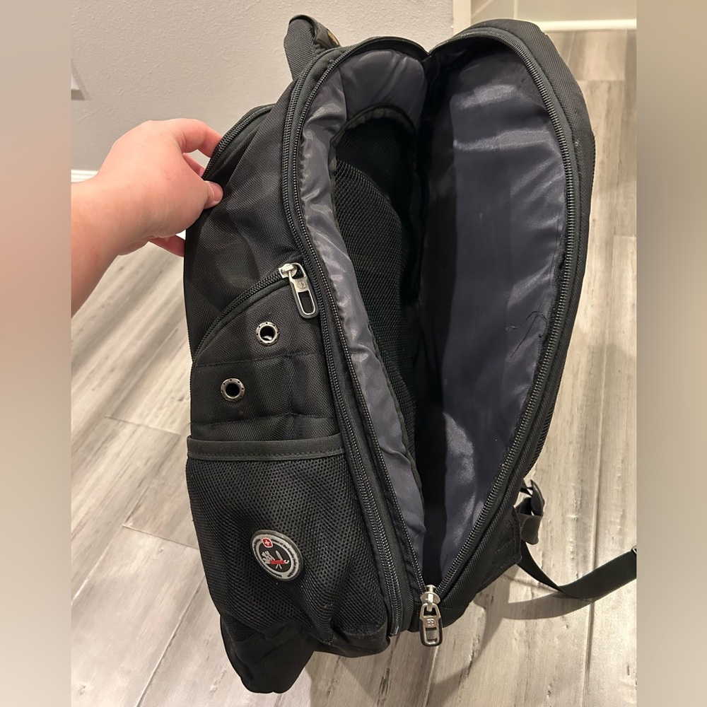 SWISSGEAR ScanSmart Backpack - Picture 8 of 8